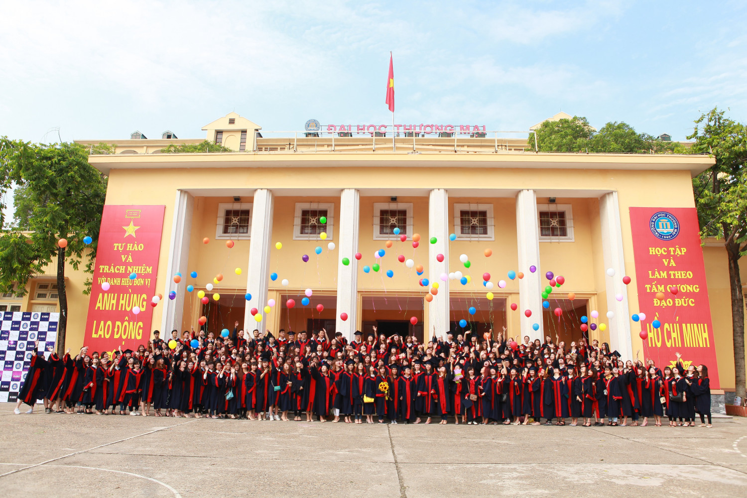 GIỚI THIỆU NGÀNH QUẢN TRỊ NHÂN LỰC - KHOA QUẢN TRỊ NHÂN LỰC, TRƯỜNG ĐẠI HỌC THƯƠNG MẠI